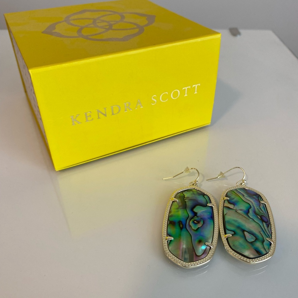 Kendra Scott Danielle Earrings